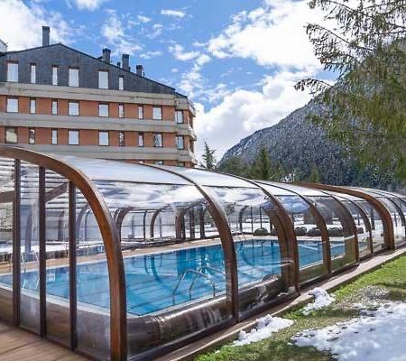Hotel Montarto Baqueira Beret Exterior foto